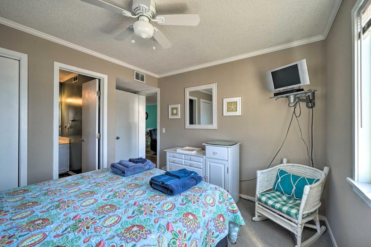 Condo With Balcony And Pool Walk To 2 Beach Accesses! Carolina Beach Exterior foto